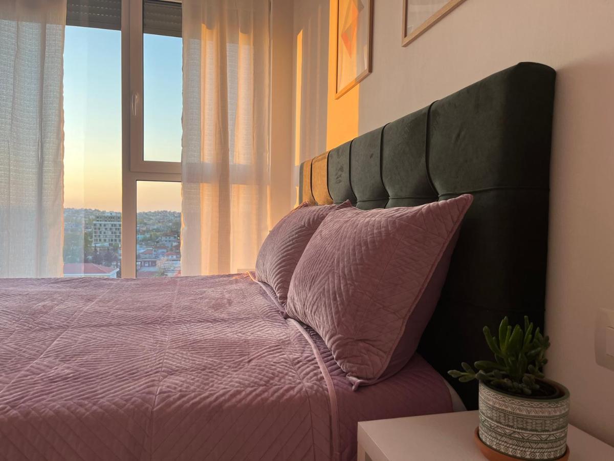 Comfy Nest Apartment- Free Parking Tirana Exterior foto