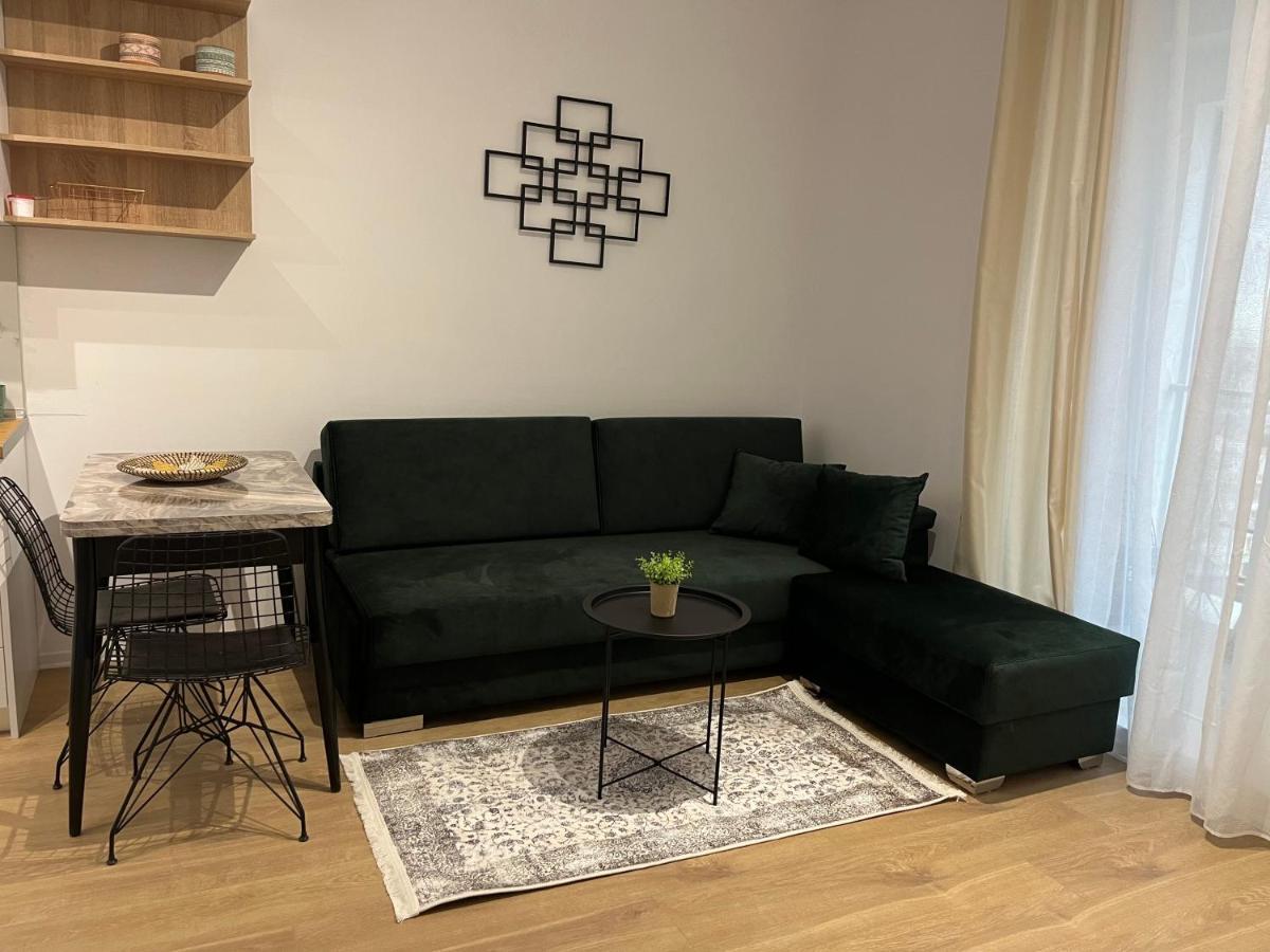Comfy Nest Apartment- Free Parking Tirana Exterior foto